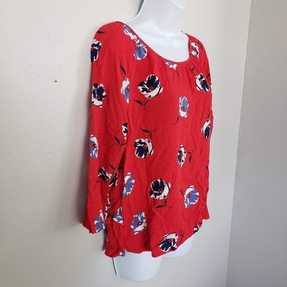 Banana Republic Medium Red Quarter Sleeve Blouse Blue & White Floral Top Keyhole - Picture 2 of 8